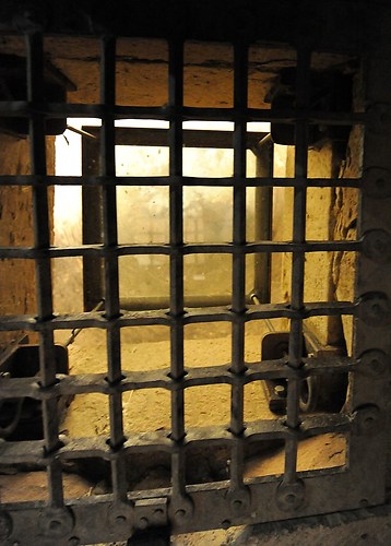Hexenturm 5 (Idstein Hexenturm BELEUCHTET INNEN 2011 5 Verlies)