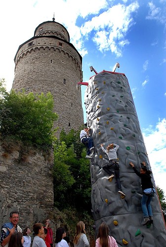Idstein Hexenturm mit Kletterwand 2007