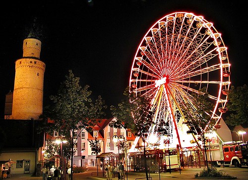 Idstein Hexenturm mit Riesenrad Nachtaufnahme 2002