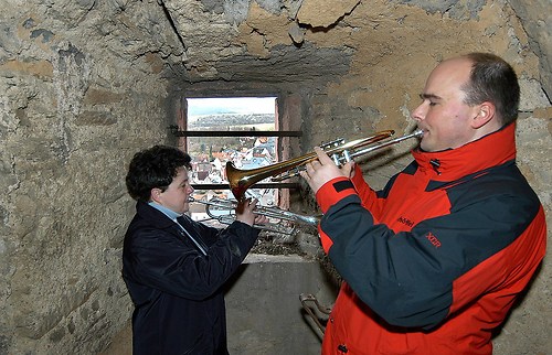 Idstein Hexenturm TURMBLASEN 2004 1