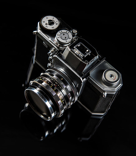 Photo Camera III (Photo Camera III)
