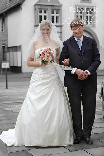 Vater und Braut