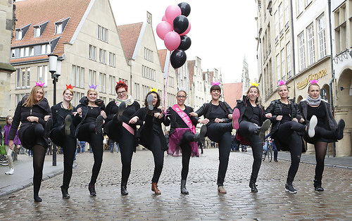 balck and pink 2