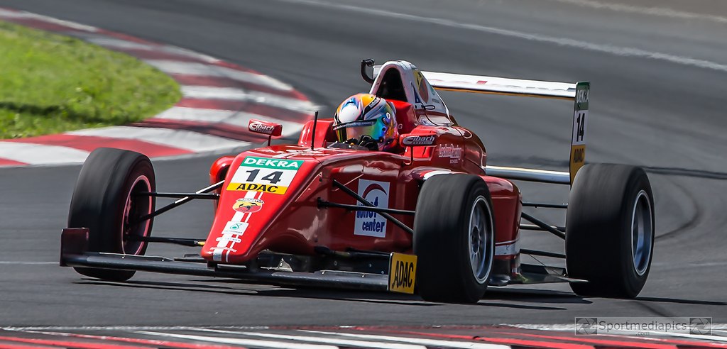 Testtag Preining RBR (160610bmmac3675) | SPORT, MOTORSPORT, TESTTAG RBR SPIELBERG, 10.JUNI 2016 
IM BILD: THOMAS PREINING #14
FOTO:...