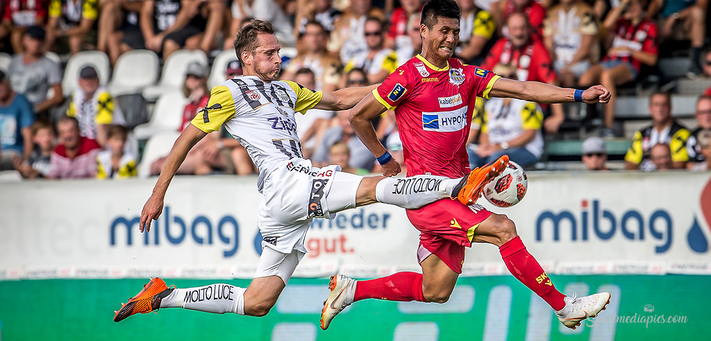 LASK - ST.PÖLTEN 0818 (180805bm_5160-2) | SPORT, FUSSBALL, TIPICO BUNDESLIGA, LASK - ST.PÖLTEN , 2018-08-05 IM BILD: CHRISTIAN RAMSEBNER ... | FIFA, FUSSBALL, LASK, TIPICO BUNDESLIGA