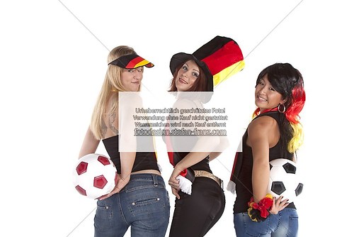 weibliche WM-Fans in Deutschlandfarben (_MG_1999_bearb_20090924)