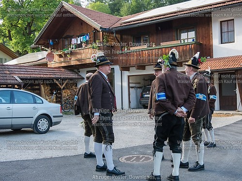 Gebirgsschützenkompanie trägt dem Unterwössner Bürgermeister