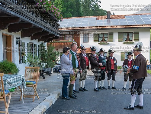 Gebirgsschützenkompanie trägt dem Unterwössner Bürgermeister