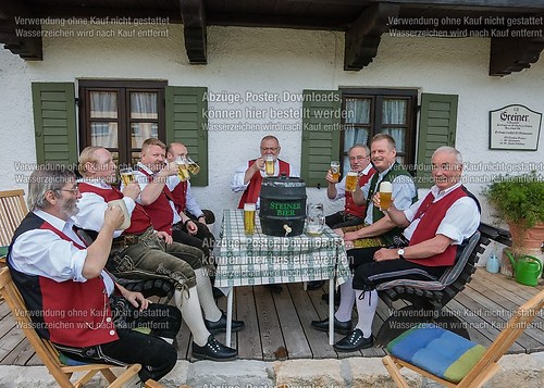 Gebirgsschützenkompanie trägt dem Unterwössner Bürgermeister