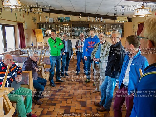 Gemeinderat besichtigt 2014 Stadion und Sportheim am Zollweg