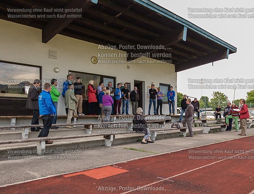 Gemeinderat besichtigt 2014 Stadion und Sportheim am Zollweg