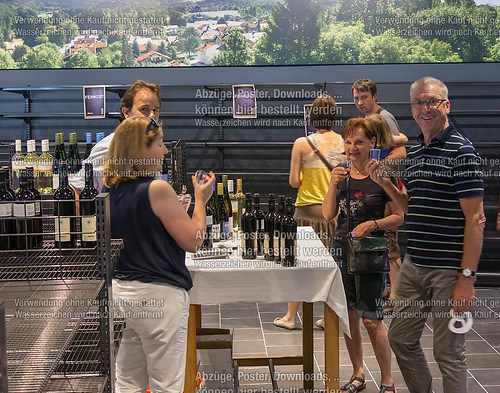 Tag der offenen Tür mit Weihe im neuen EDEKA-Markt im Dorfzentr