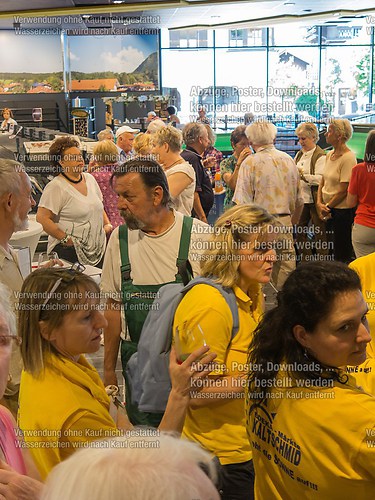 Tag der offenen Tür mit Weihe im neuen EDEKA-Markt im Dorfzentr