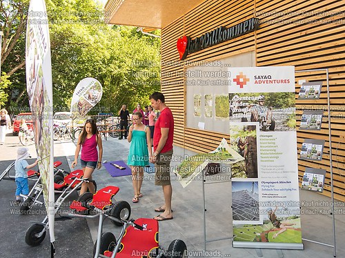 Tag der offenen Tür mit Weihe im neuen EDEKA-Markt im Dorfzentr