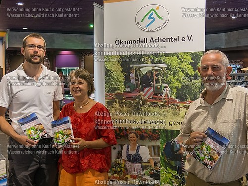 Tag der offenen Tür mit Weihe im neuen EDEKA-Markt im Dorfzentr
