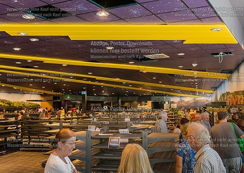 Tag der offenen Tür mit Weihe im neuen EDEKA-Markt im Dorfzentr
