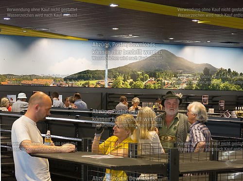 Tag der offenen Tür mit Weihe im neuen EDEKA-Markt im Dorfzentr
