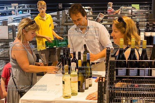 Tag der offenen Tür mit Weihe im neuen EDEKA-Markt im Dorfzentr