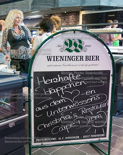 Tag der offenen Tür mit Weihe im neuen EDEKA-Markt im Dorfzentr
