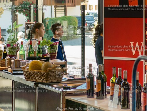 Tag der offenen Tür mit Weihe im neuen EDEKA-Markt im Dorfzentr