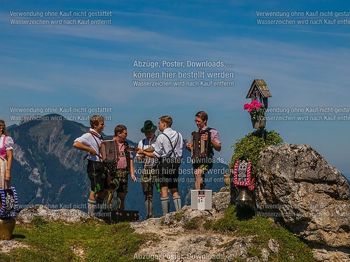 Bergmesse und Almkirta auf der Jochbergalm 2014