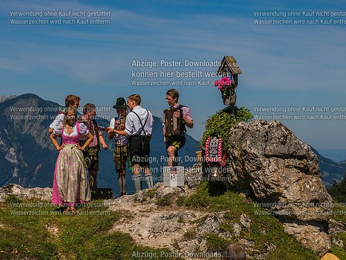 Bergmesse und Almkirta auf der Jochbergalm 2014