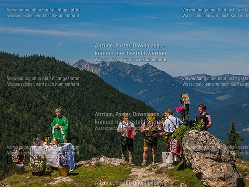 Bergmesse und Almkirta auf der Jochbergalm 2014