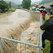 Hochwasser 2014 Uwoe -4 - Das Ausleitungsbauwerk rockt in Unterwössen, Chiemgau, das Hochwasser am 31. Juli 2014 und schützt den Ort vor Schäden			