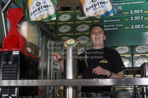 Polar Pils bei Ball Versandhalle Spezialitätenstand f_1