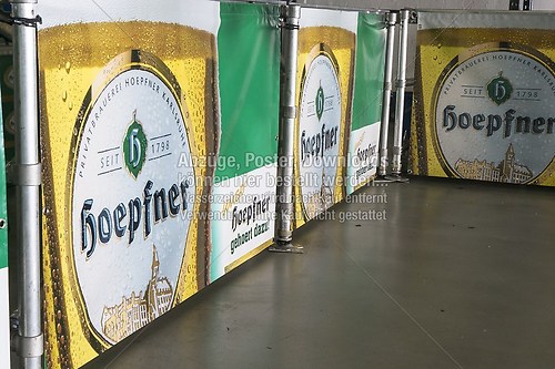 Versandhalle Spezialitätenstand f