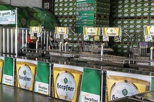 Versandhalle Spezialitätenstand f_1