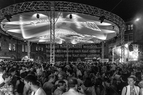 Burgfest Freitag Magic Sky-5614_sw