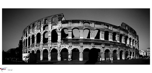 rom #7 - colosseo