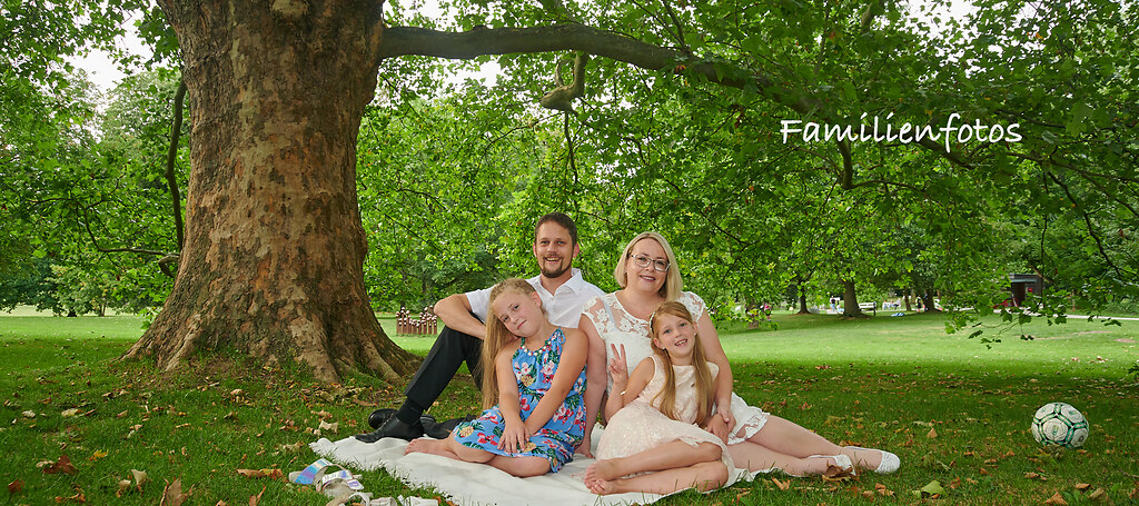 Family Im Grünen