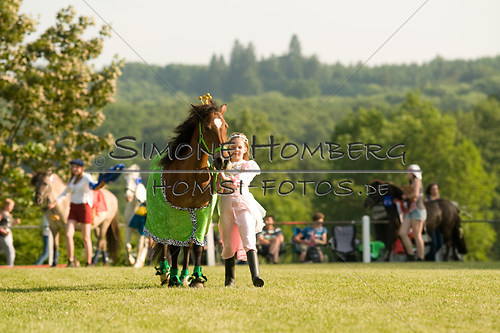 (c)SimoneHomberg_Ponyfest_Sa_20150606_0459