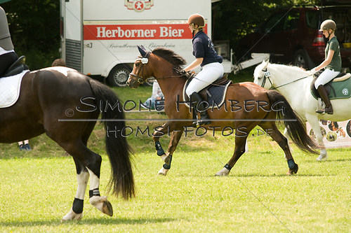 (c)SimoneHomberg_Ponyfest_Sa_20150606_0301