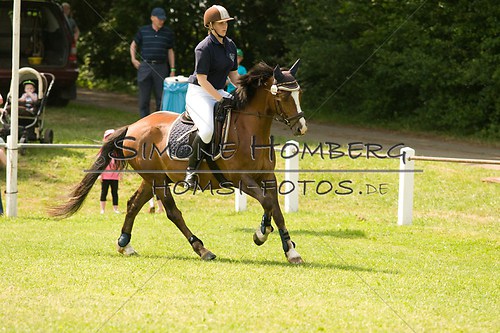 (c)SimoneHomberg_Ponyfest_Sa_20150606_0307