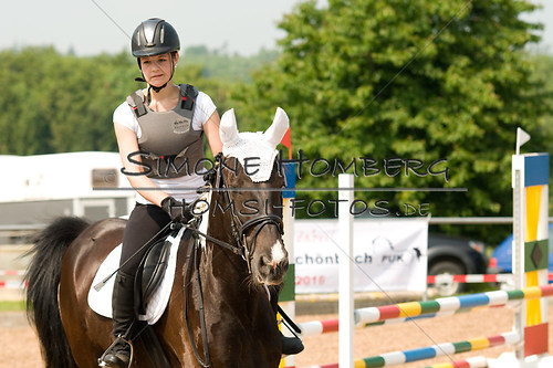 (c)SimoneHomberg_Ponyfest_Sa_20150606_0311