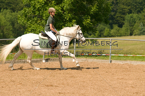 (c)SimoneHomberg_Ponyfest_Sa_20150606_0355