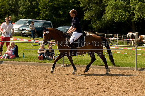 (c)SimoneHomberg_Ponyfest_Sa_20150606_0359