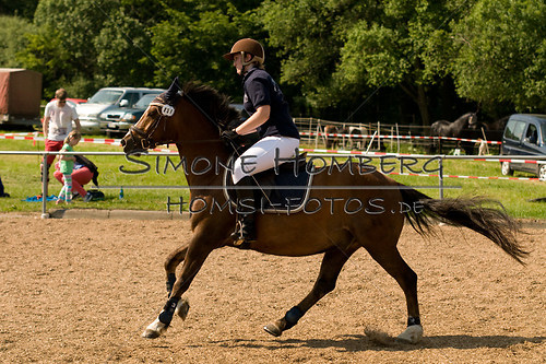 (c)SimoneHomberg_Ponyfest_Sa_20150606_0381