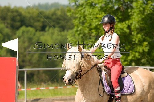 (c)SimoneHomberg_Ponyfest_Sa_20150606_0391