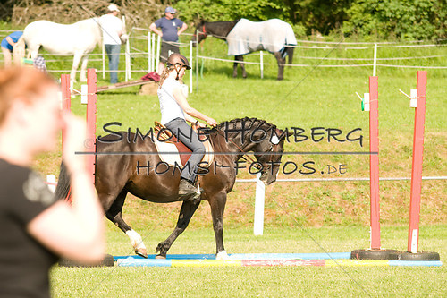 (c)SimoneHomberg_Ponyfest_Sa_20150606_0035