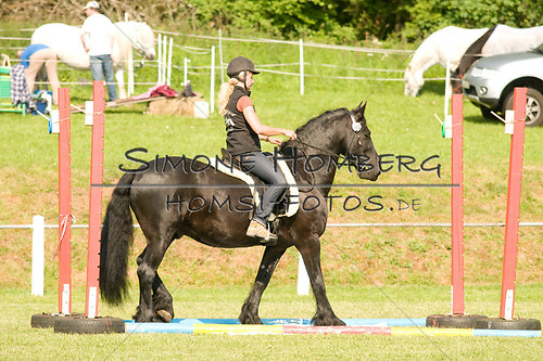 (c)SimoneHomberg_Ponyfest_Sa_20150606_0054