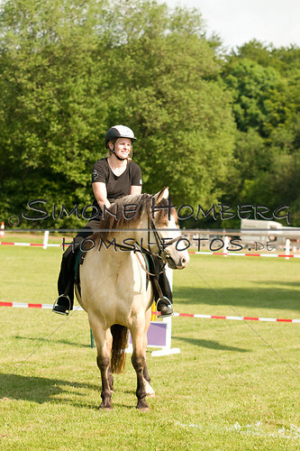 (c)SimoneHomberg_Ponyfest_Sa_20150606_0059