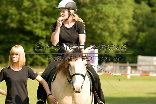 (c)SimoneHomberg_Ponyfest_Sa_20150606_0061