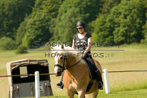 (c)SimoneHomberg_Ponyfest_Sa_20150606_0090