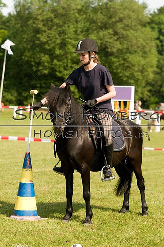 (c)SimoneHomberg_Ponyfest_Sa_20150606_0115