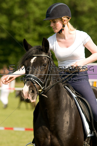 (c)SimoneHomberg_Ponyfest_Sa_20150606_0124