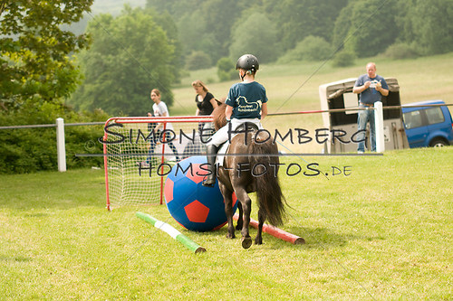 (c)SimoneHomberg_Ponyfest_Sa_20150606_0177